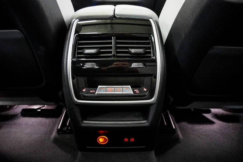 2024 BMW X5 xDrive50e