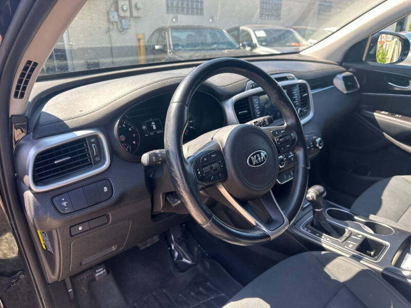 2018 Kia Sorento LX