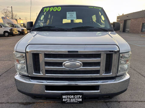 2014 Ford E-Series E-350 SD XL