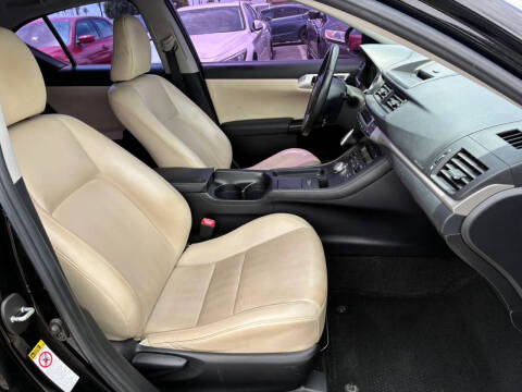 2012 Lexus CT 200h