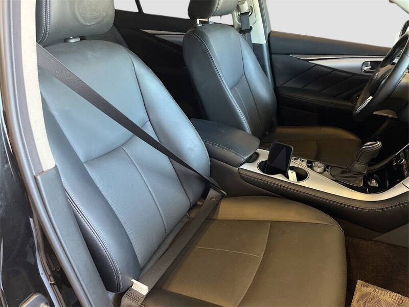 2024 Infiniti Q50 Luxe