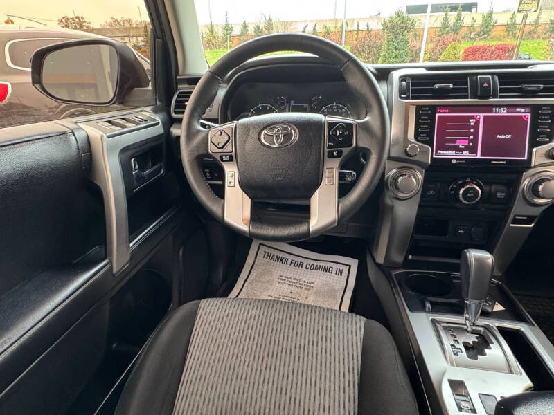 2022 Toyota 4Runner SR5