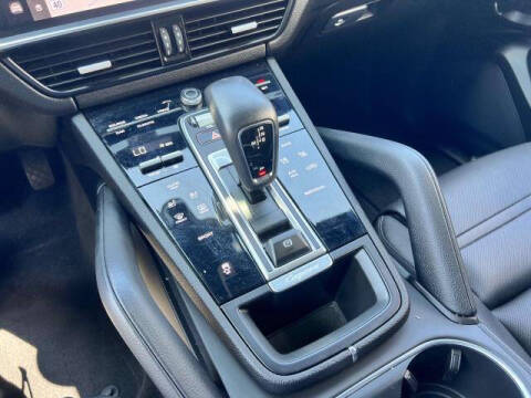 2023 Porsche Cayenne