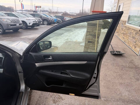 2013 Infiniti G37 Sedan x