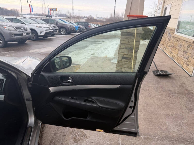 2013 Infiniti G37 Sedan x