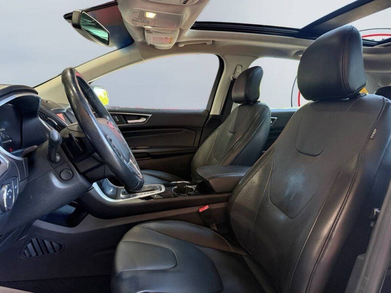 2018 Ford Edge Titanium