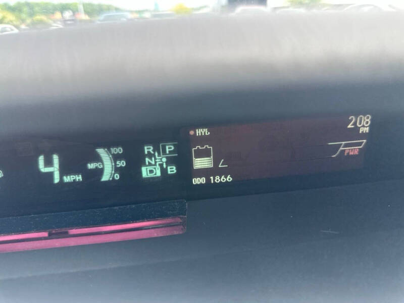 2013 Toyota Prius Two