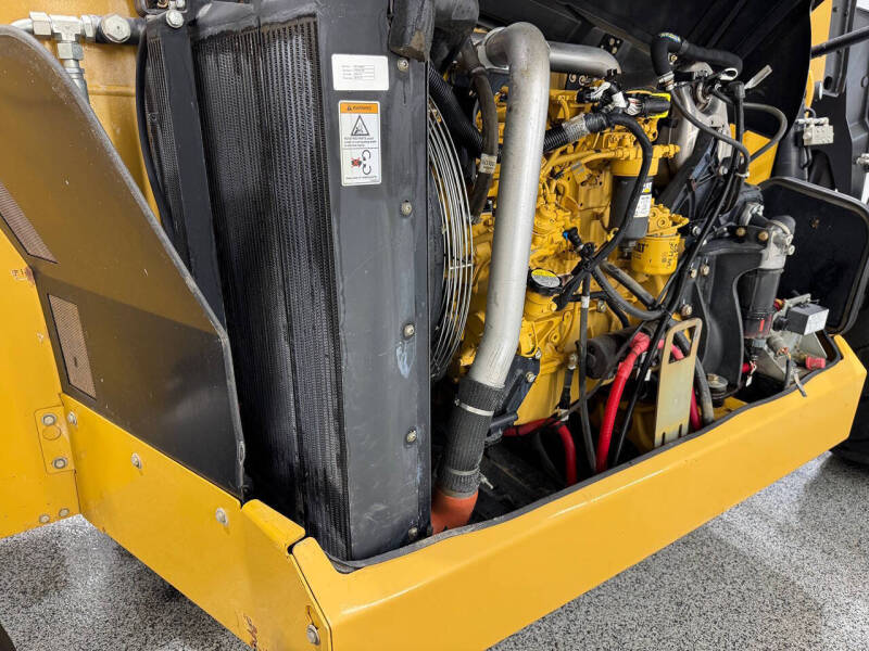 2016 Caterpillar TL642D