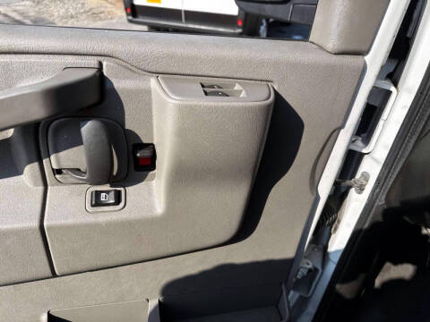 2020 Chevrolet Express 2500