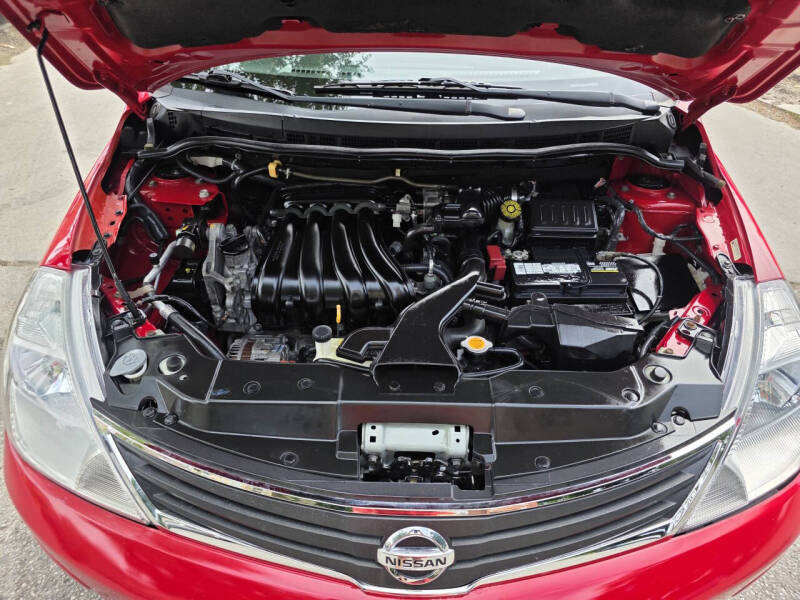 2012 Nissan Versa 1.8 S