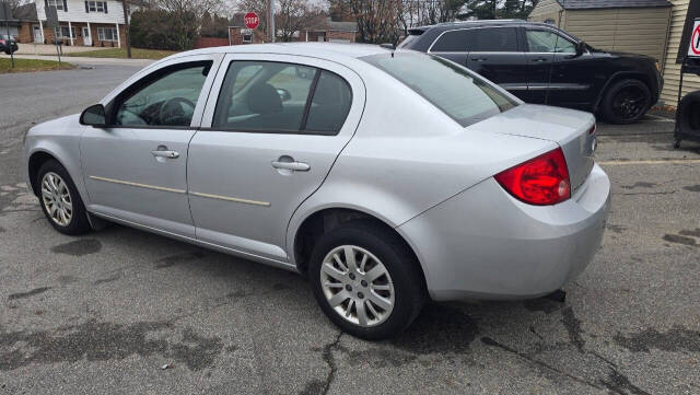 2010 Chevrolet Cobalt for sale at QUEENSGATE AUTO SALES in York, PA