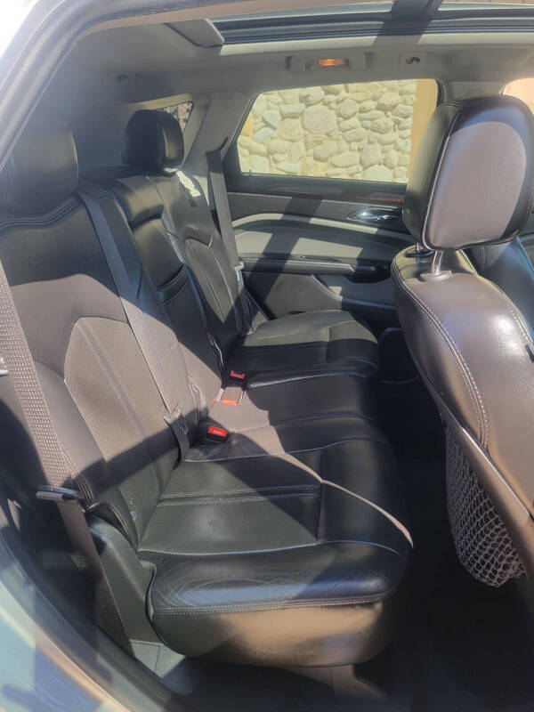 2011 Cadillac SRX Performance Collection