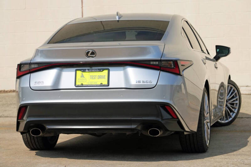 2023 Lexus IS 300