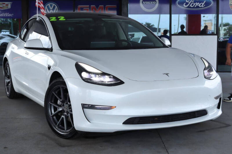 2022 Tesla Model 3 Long Range