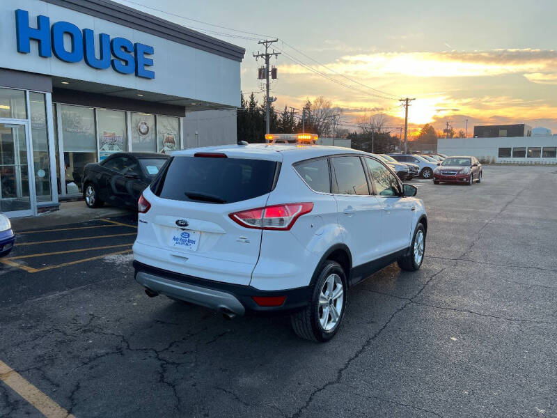 2016 Ford Escape SE