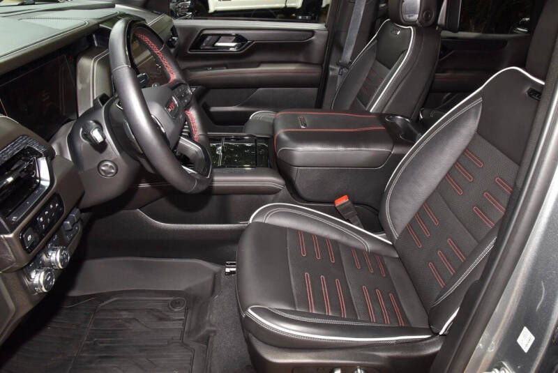 2025 GMC Yukon AT4 Ultimate