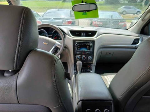 2017 Chevrolet Traverse LT