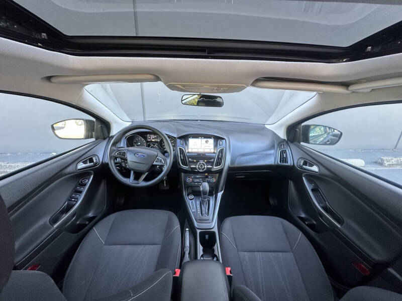 2017 Ford Focus SEL