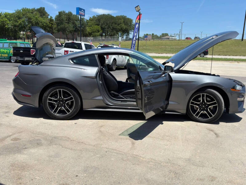 2022 Ford Mustang