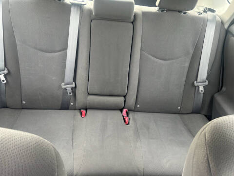 2011 Toyota Prius Two