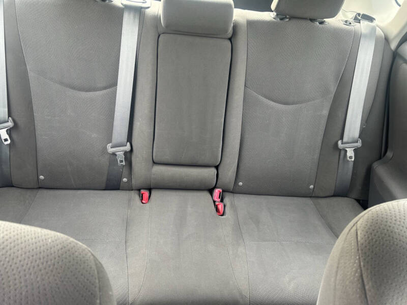 2011 Toyota Prius Two