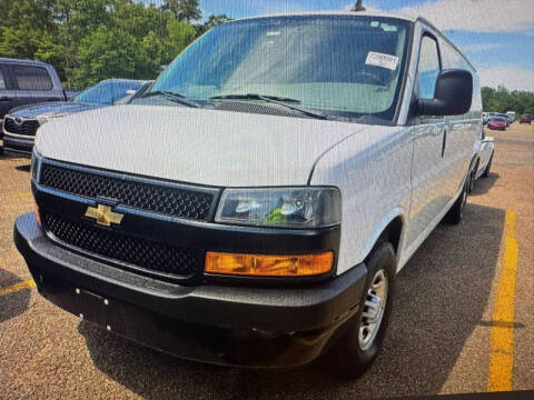 2022 Chevrolet Express 2500