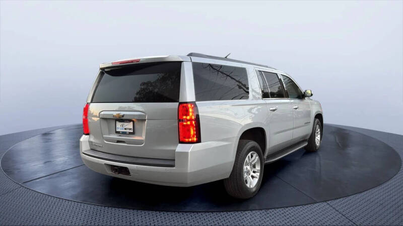 2019 Chevrolet Suburban LT