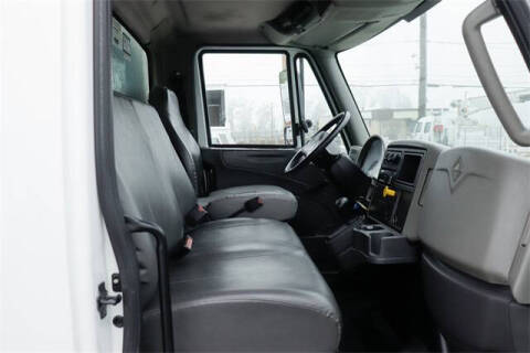2018 International DuraStar 4300