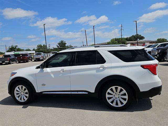 Star White Metallic Tri-Coat 2022 Ford Explorer King Ranch King Ranch 4dr SUV 2