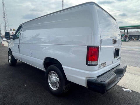 2014 Ford E-Series E-250