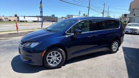 2017 Chrysler Pacifica LX