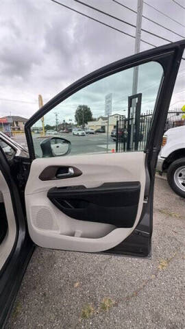2017 Chrysler Pacifica