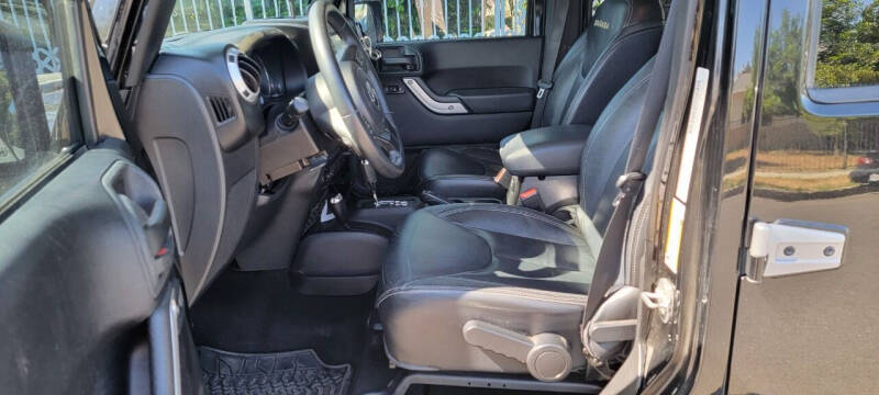 2013 Jeep Wrangler Unlimited Sahara