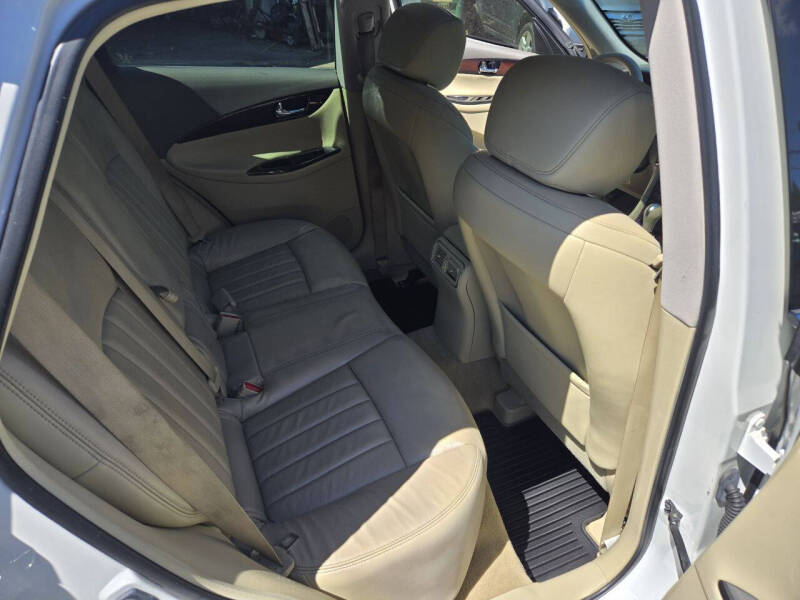 2013 Infiniti EX37 Journey