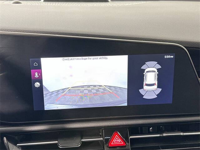 2023 Kia Niro Plug-In Hybrid SX Touring