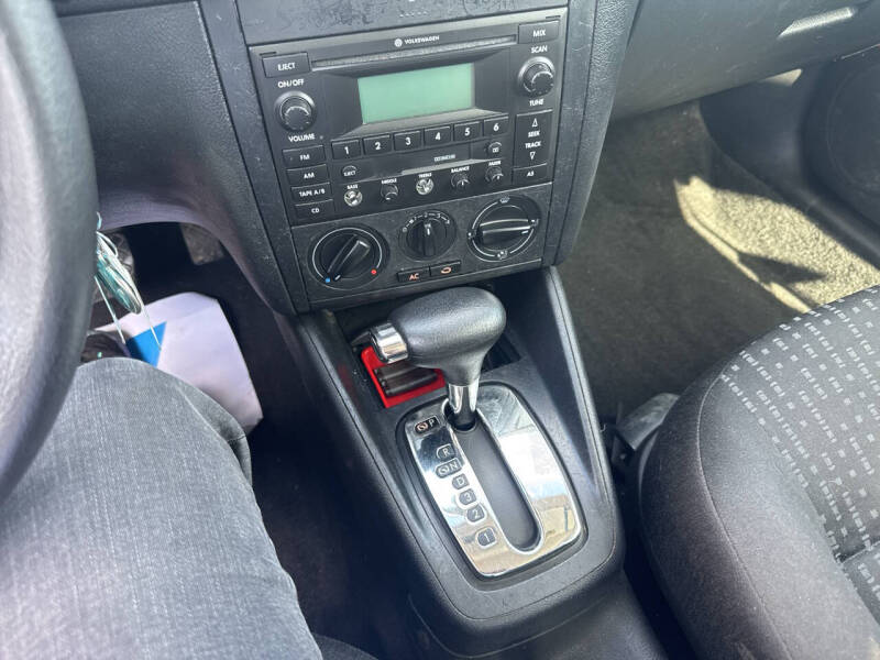 2003 Volkswagen Golf GL