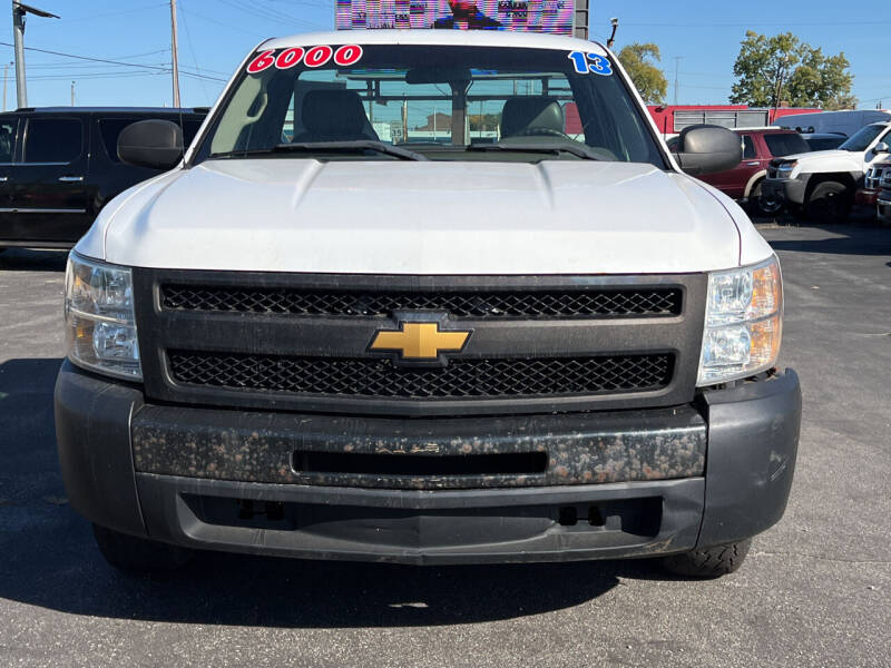 2013 Chevrolet Silverado 1500 Work Truck photo 2