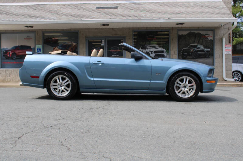 2006 Ford Mustang