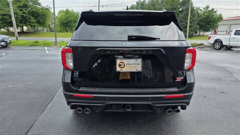 2022 Ford Explorer ST