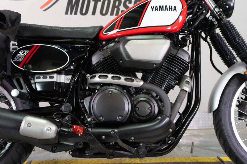 2017 Yamaha SCR950