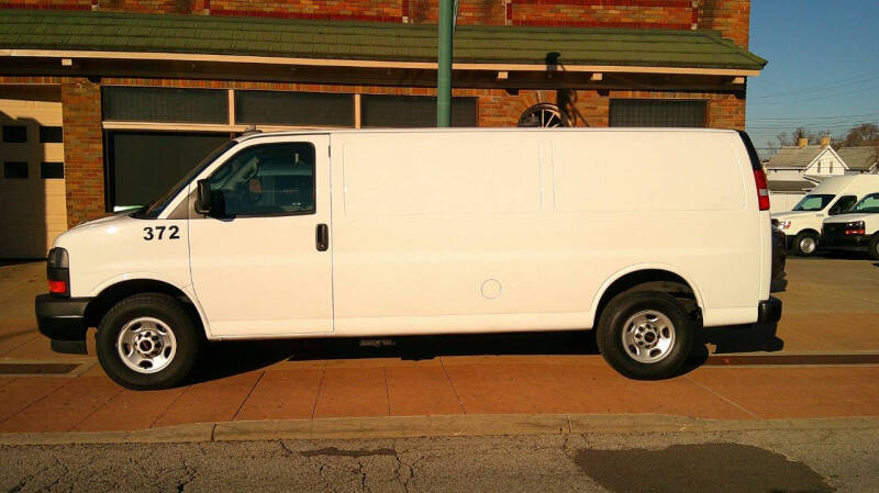 2023 GMC Savana 2500