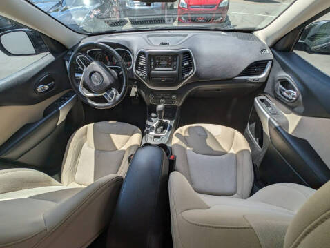 2018 Jeep Cherokee Latitude