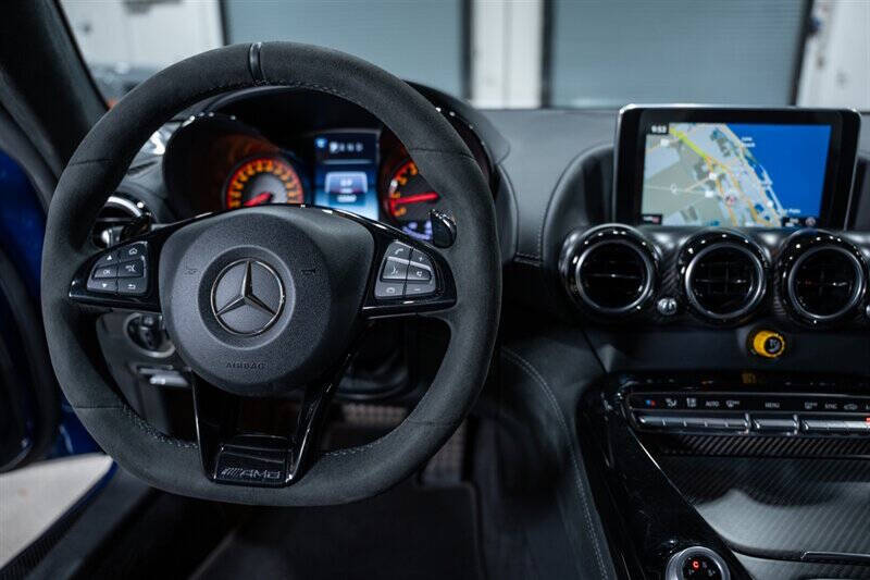 2018 Mercedes-Benz AMG GT R