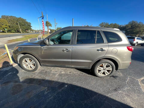 2011 Hyundai Santa Fe for sale at BSS AUTO SALES INC in Eustis FL