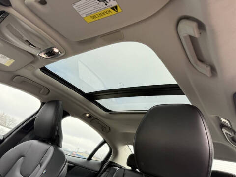 2020 Volvo S60 T5 Momentum