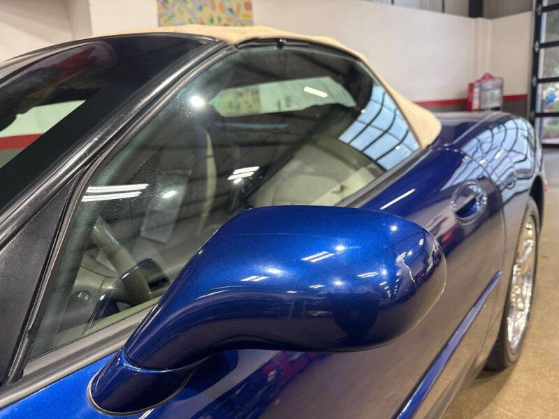 2004 Chevrolet Corvette