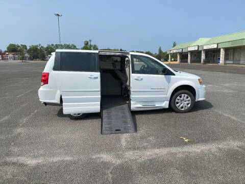 2014 Dodge Grand Caravan for sale at BT Mobility LLC in Wrightstown NJ