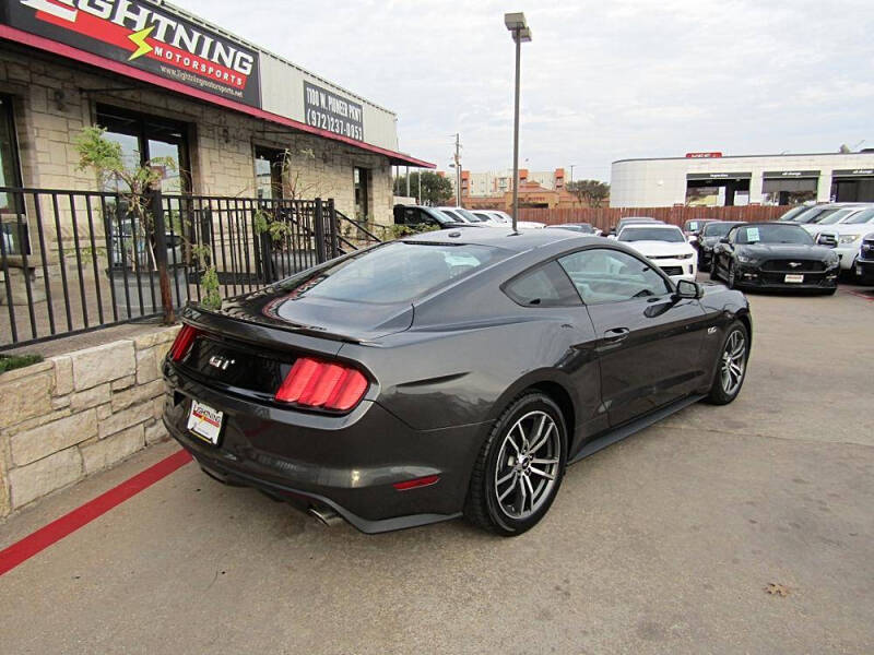 2015 Ford Mustang
