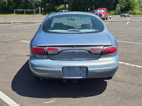1999 Ford Taurus SE