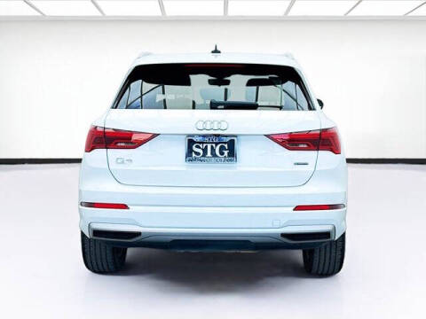 2020 Audi Q3 quattro Premium 45 TFSI